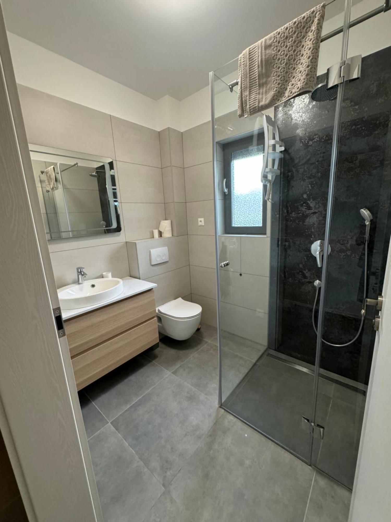 Dvj Apartments บีโอกราดนาโมรู ภายนอก รูปภาพ